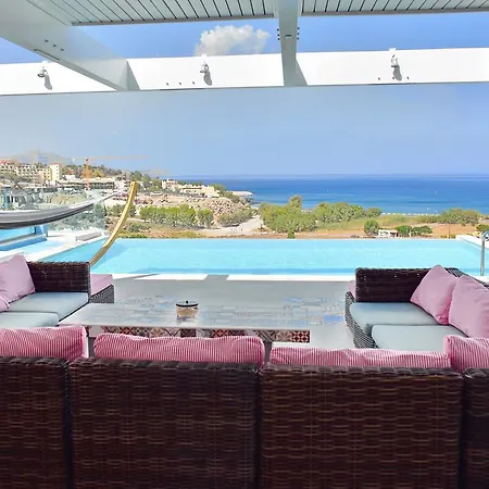 Modern Luxury * Λίνδος